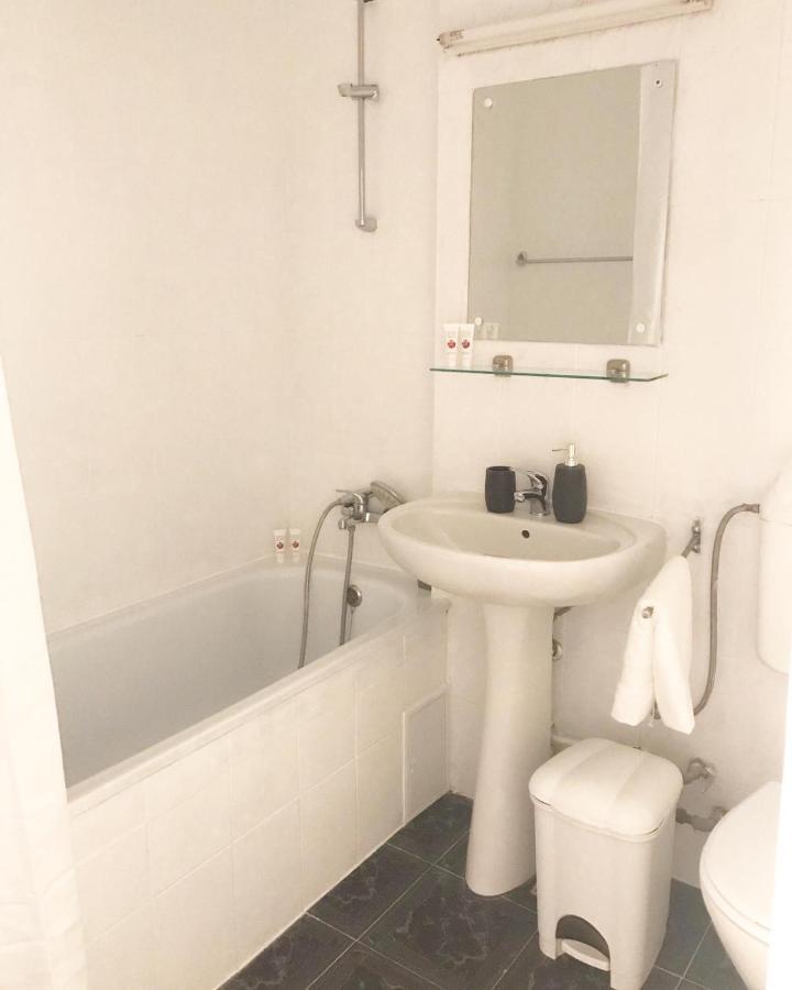 Ultracentral Apt With City Center View - Smart Tv - Ac 蒂米什瓦拉 外观 照片