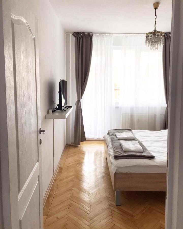 Ultracentral Apt With City Center View - Smart Tv - Ac 蒂米什瓦拉 外观 照片